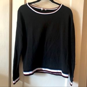 CABLE & GAUGE | Black Long Sleeve Sweatshirt